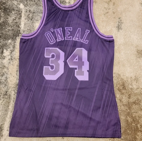 Shaquille O'Neal Lakers Mitchell & Ness Monochrome 96-97 Swingman Jersey Sz M - Picture 9 of 13
